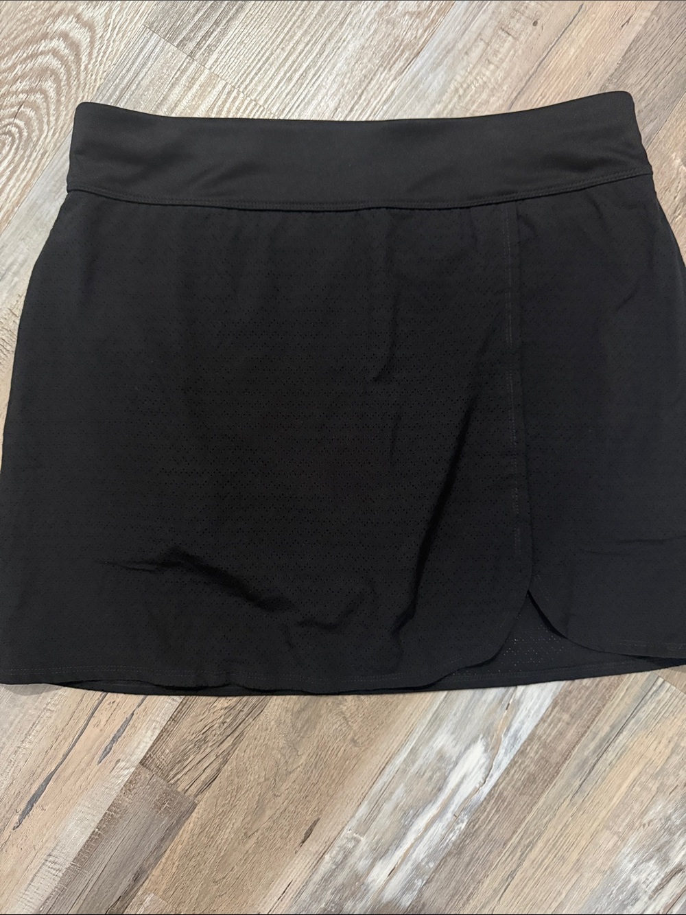 Callaway Black Women's Active Skort with Subtle Overlap Hem